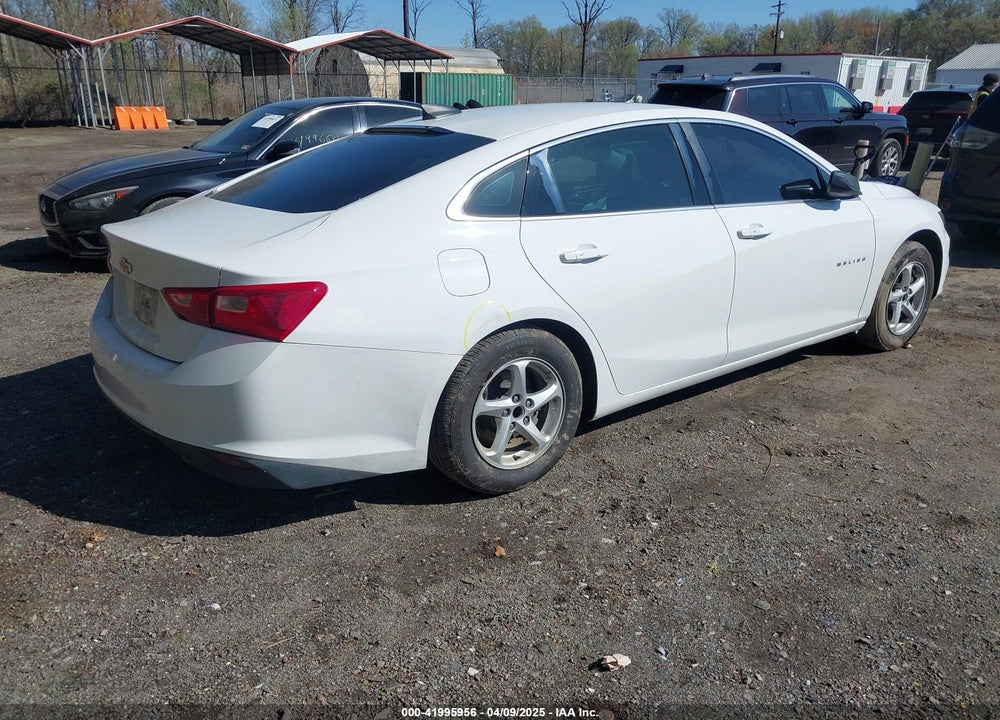 2018 CHEVROLET MALIBU VIN: 1G1ZB5ST2JF278282