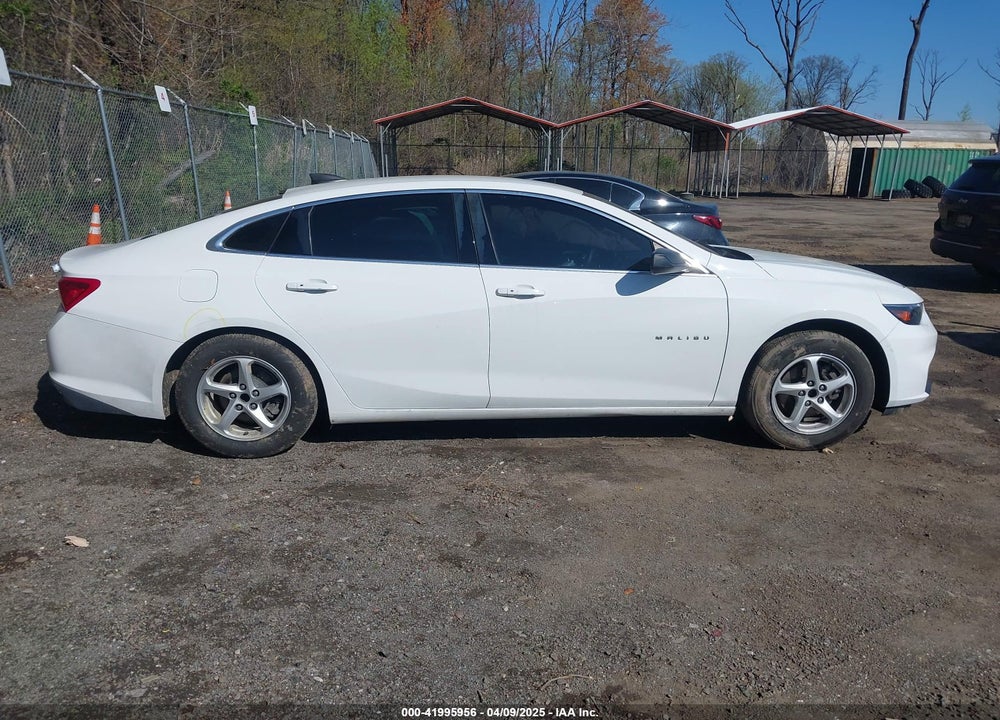 2018 CHEVROLET MALIBU VIN: 1G1ZB5ST2JF278282