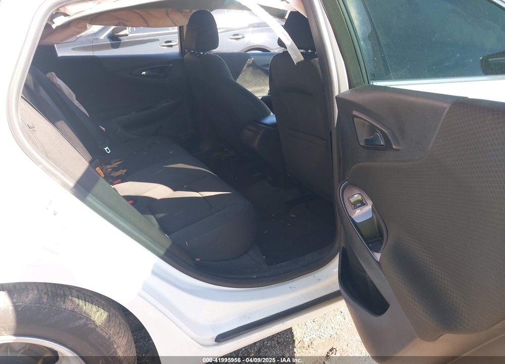 2018 CHEVROLET MALIBU VIN: 1G1ZB5ST2JF278282