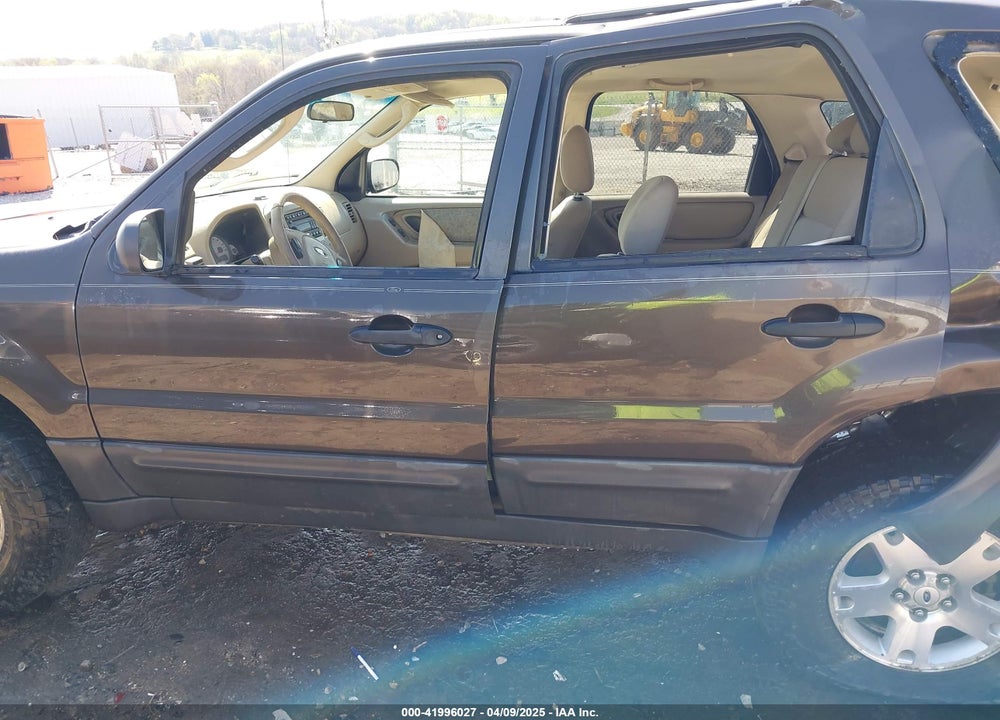 2007 FORD ESCAPE XLT/XLT SPORT VIN: 1FMYU93197KB68777