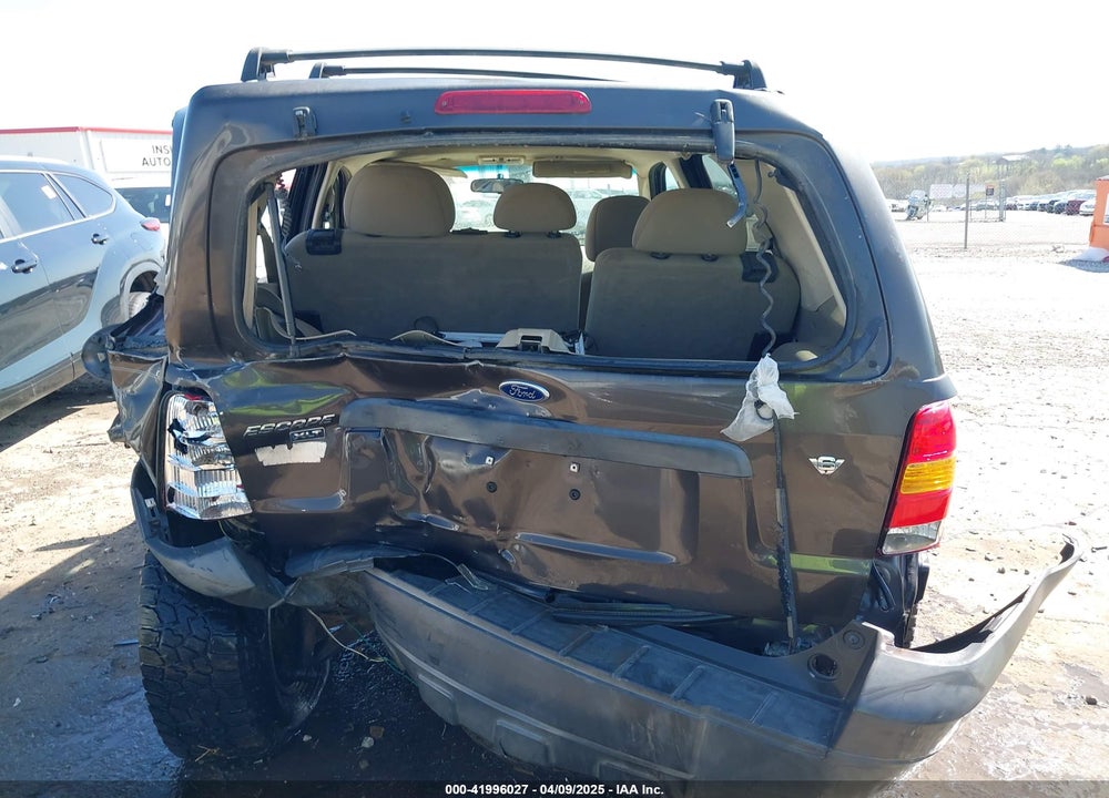 2007 FORD ESCAPE XLT/XLT SPORT VIN: 1FMYU93197KB68777