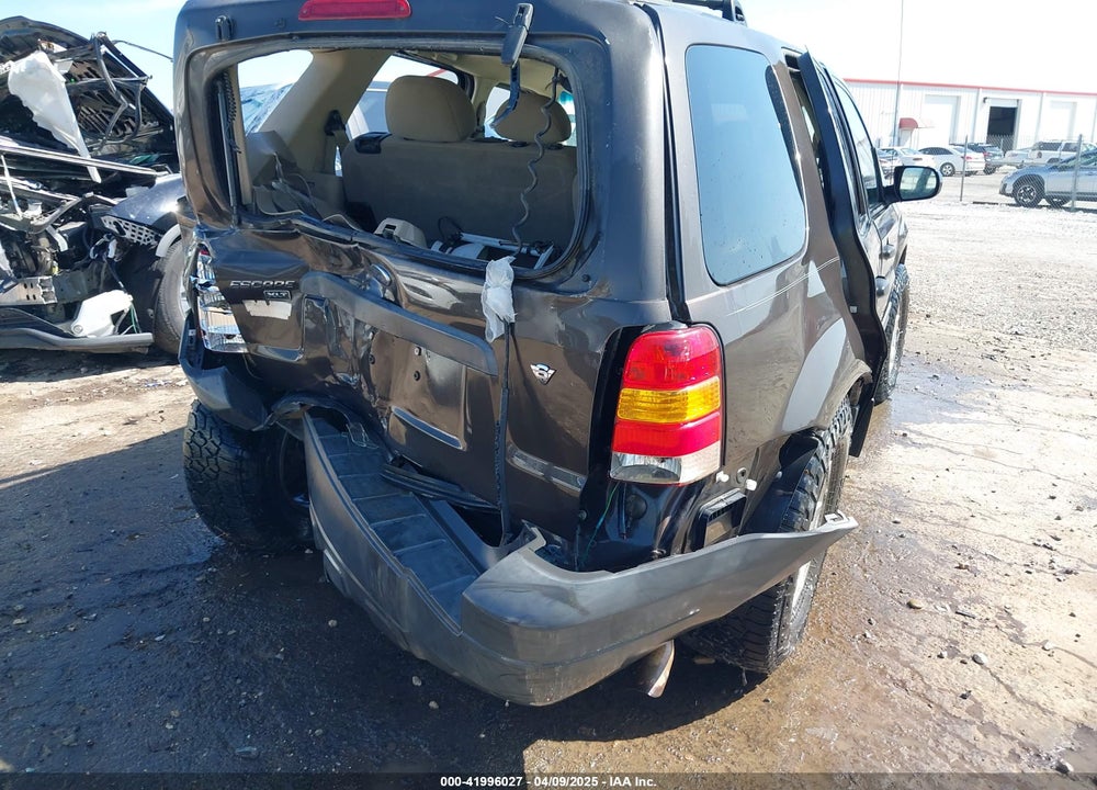 2007 FORD ESCAPE XLT/XLT SPORT VIN: 1FMYU93197KB68777