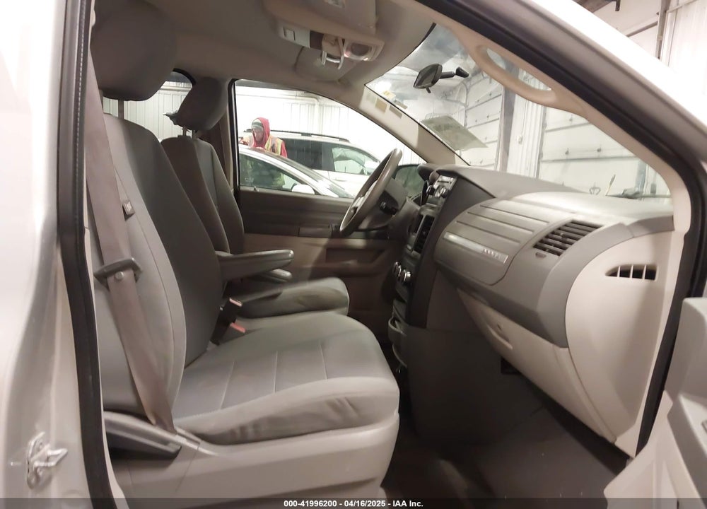 2009 DODGE GRAND CARAVAN SE VIN: 2D8HN44E09R576354