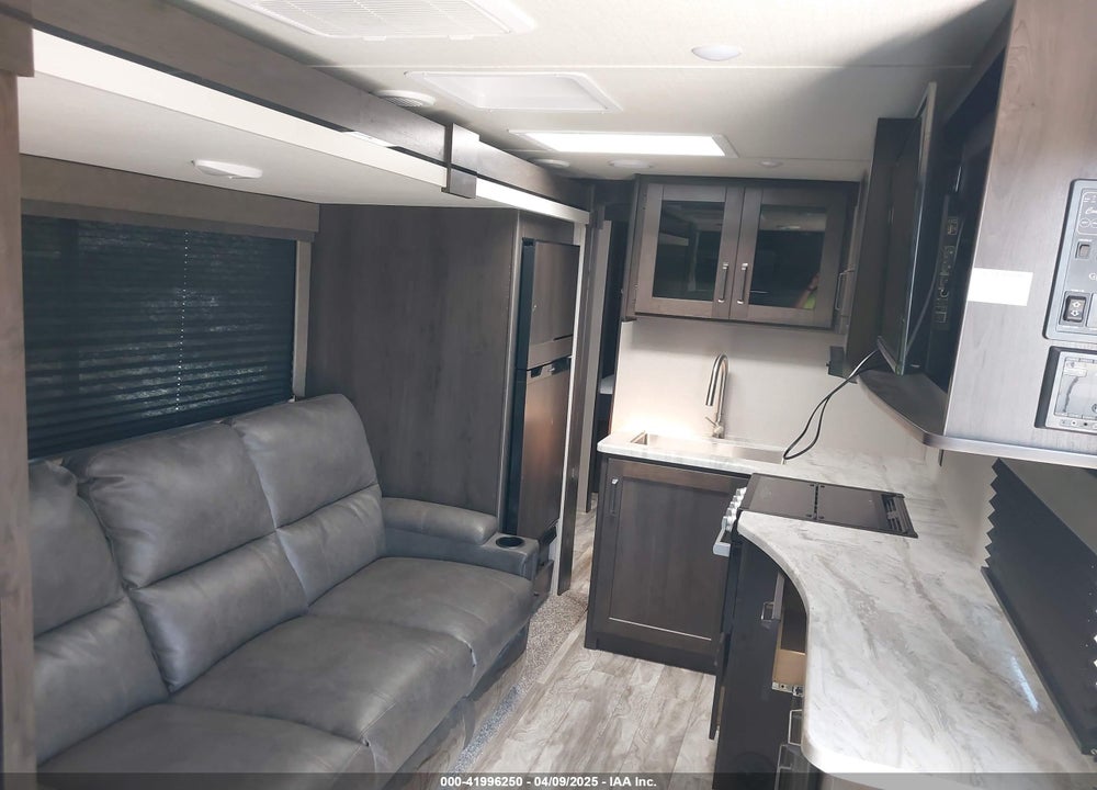 2022 GRAND DESIGN M-265BH VIN: 573TT3326NDD04271