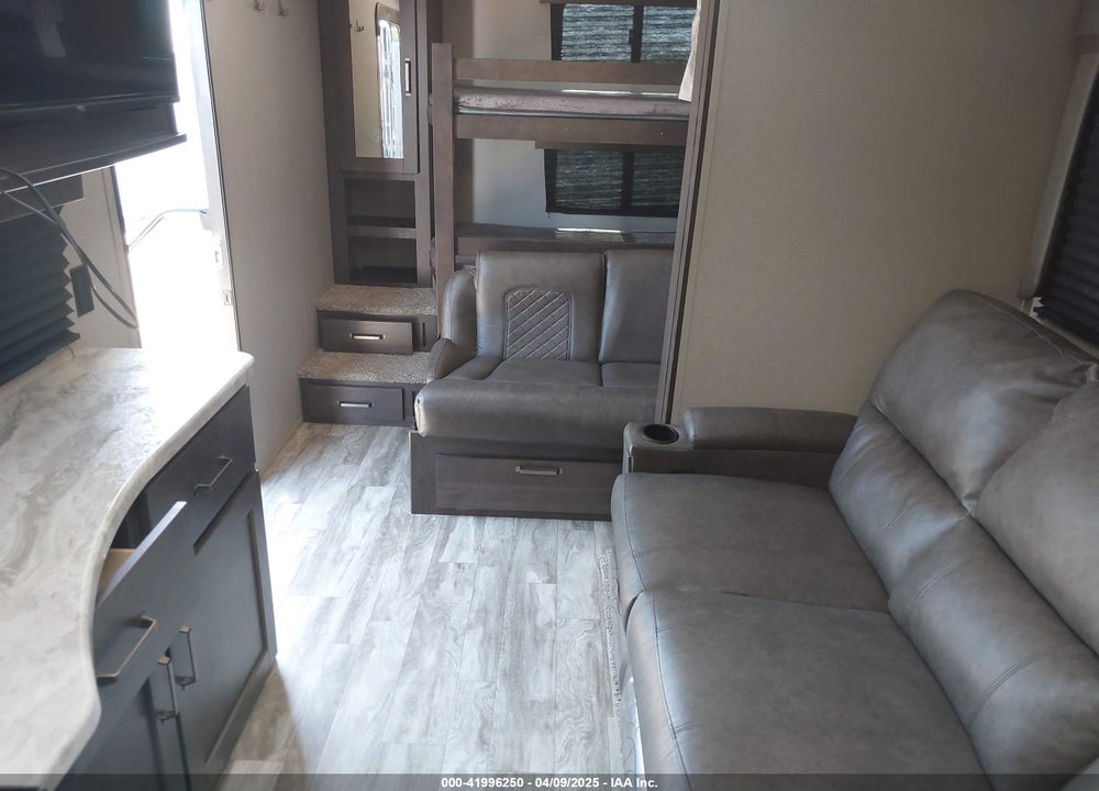 2022 GRAND DESIGN M-265BH VIN: 573TT3326NDD04271