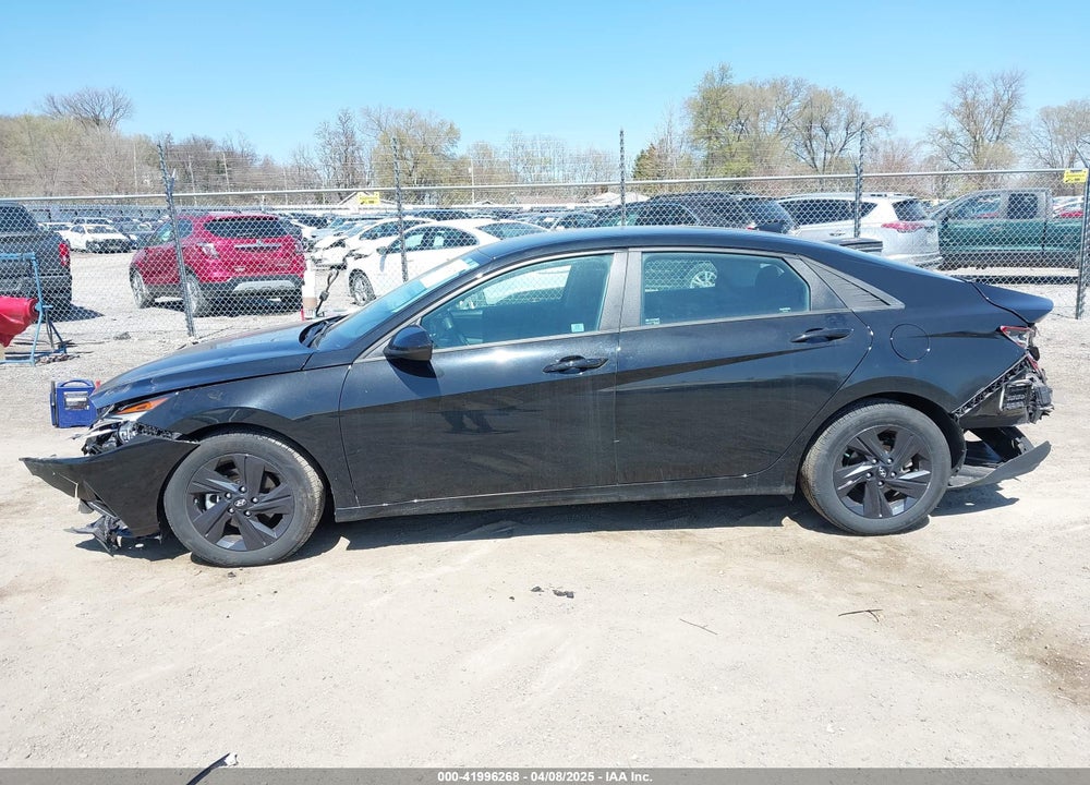 2022 HYUNDAI ELANTRA SEL VIN: 5NPLM4AG0NH079930