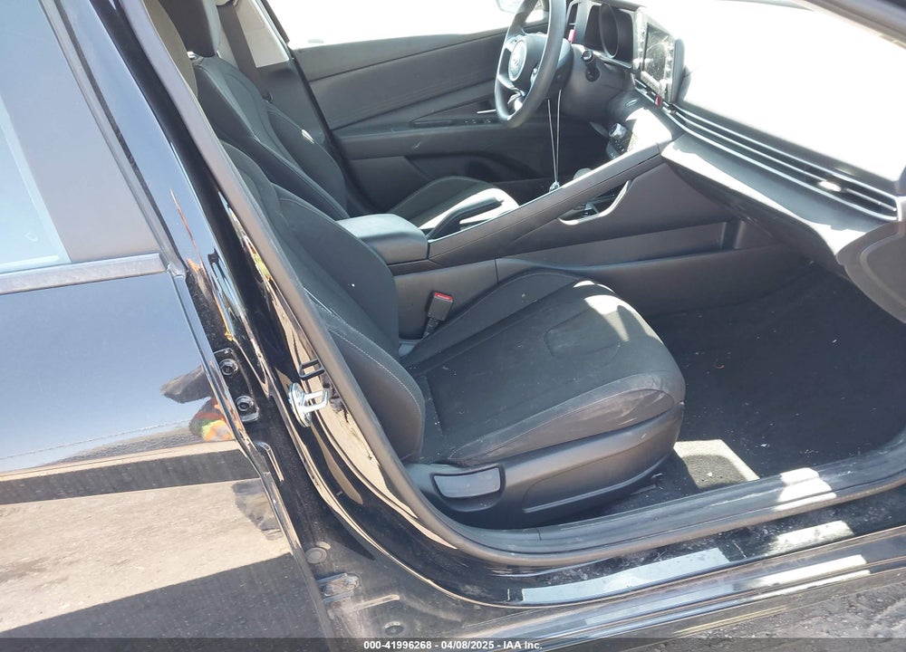 2022 HYUNDAI ELANTRA SEL VIN: 5NPLM4AG0NH079930