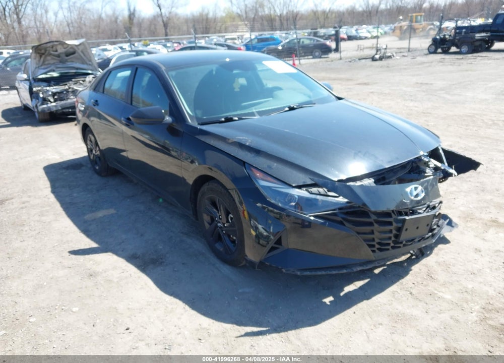 2022 HYUNDAI ELANTRA SEL VIN: 5NPLM4AG0NH079930