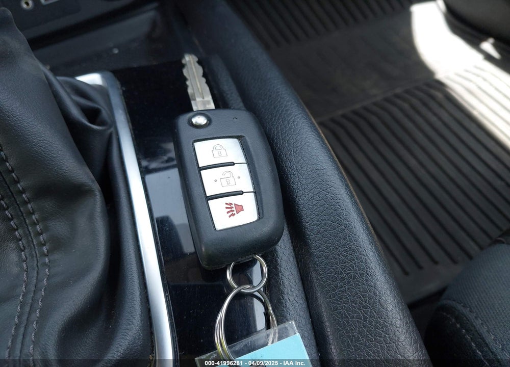 2019 NISSAN ROGUE VIN: 5N1AT2MT0KC791249