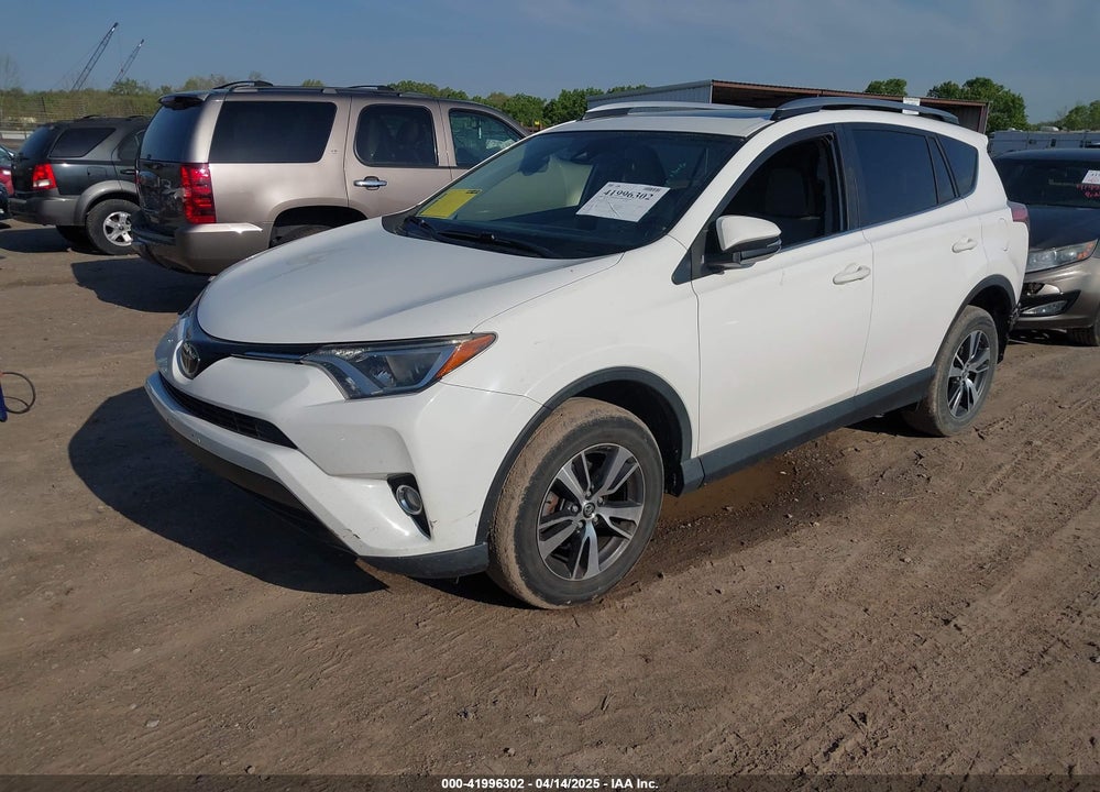 2018 TOYOTA RAV4 VIN: JTMRFREV6JJ720736