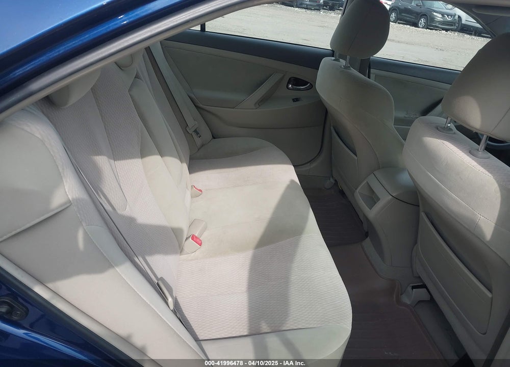 2011 TOYOTA CAMRY LE VIN: 4T1BF3EK3BU694547