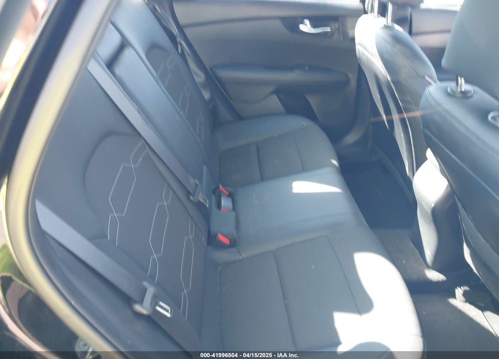2023 KIA FORTE VIN: 3KPF54ADXPE686117