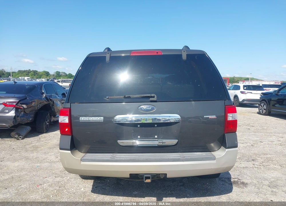 2007 FORD EXPEDITION EL VIN: 1FMFU17587LA26789