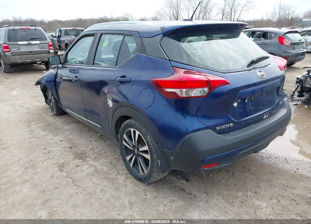 2018 NISSAN KICKS VIN: 3N1CP5CU1JL524897