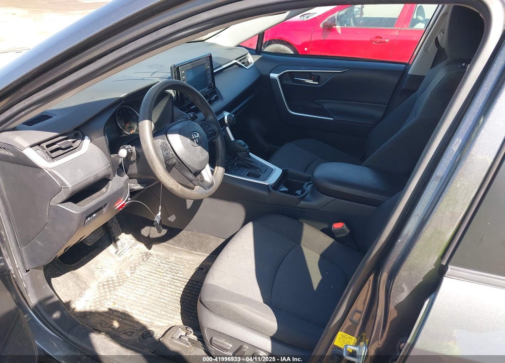 2021 TOYOTA RAV4 VIN: 2T3P1RFV6MC185936