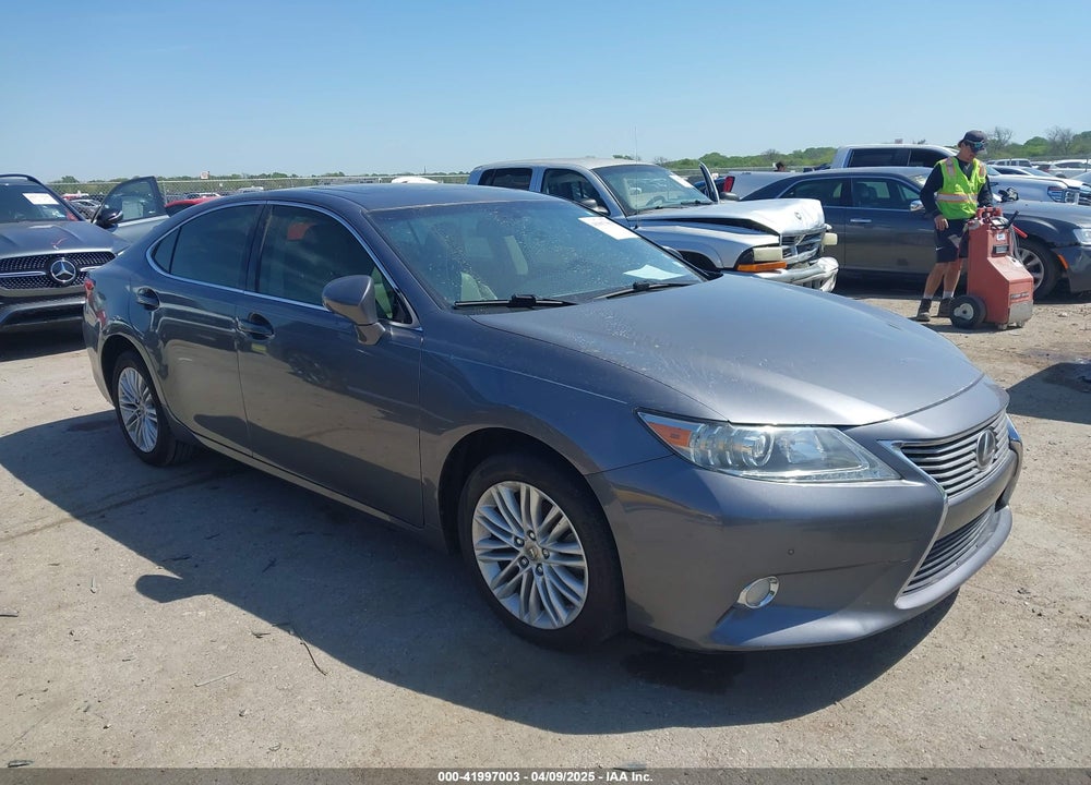 2013 LEXUS ES 350 VIN: JTHBK1GG1D2031262