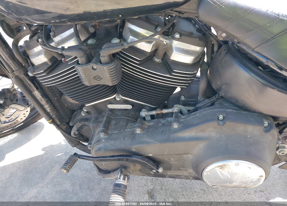 2019 HARLEY-DAVIDSON FXBB VIN: 1HD1YJJ66KB052471