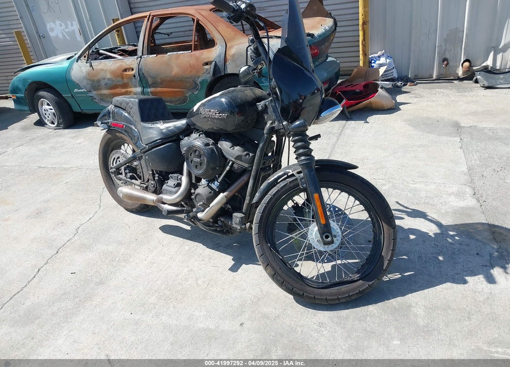 2019 HARLEY-DAVIDSON FXBB VIN: 1HD1YJJ66KB052471