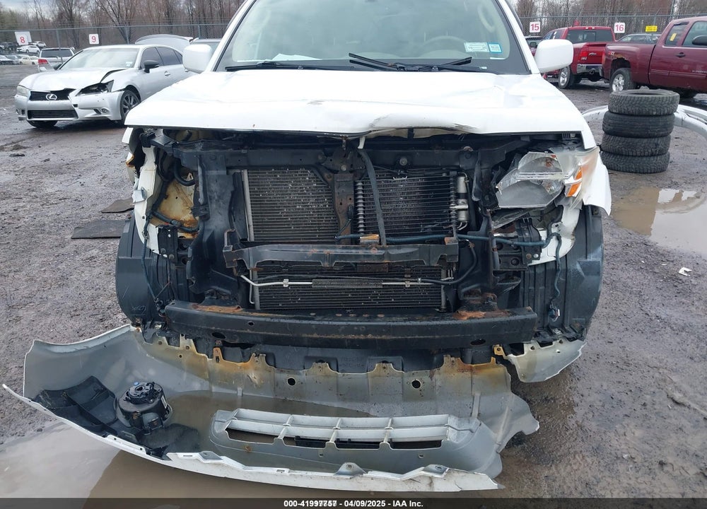 2011 NISSAN PATHFINDER SV VIN: 5N1AR1NB2BC635874