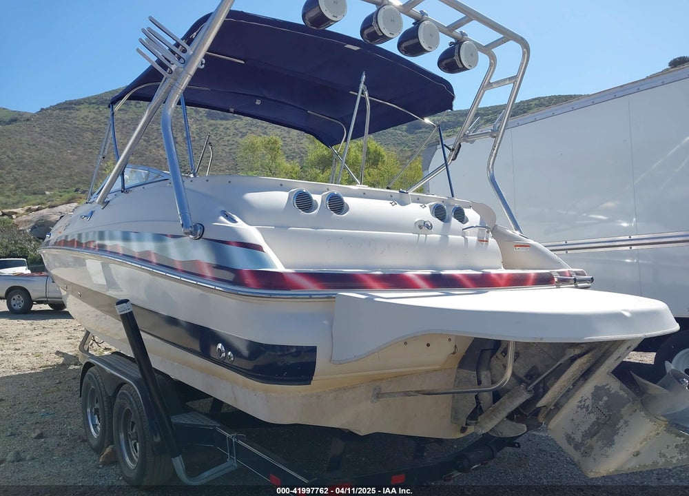 2004 LARSON OTHER VIN: LAR75054D404
