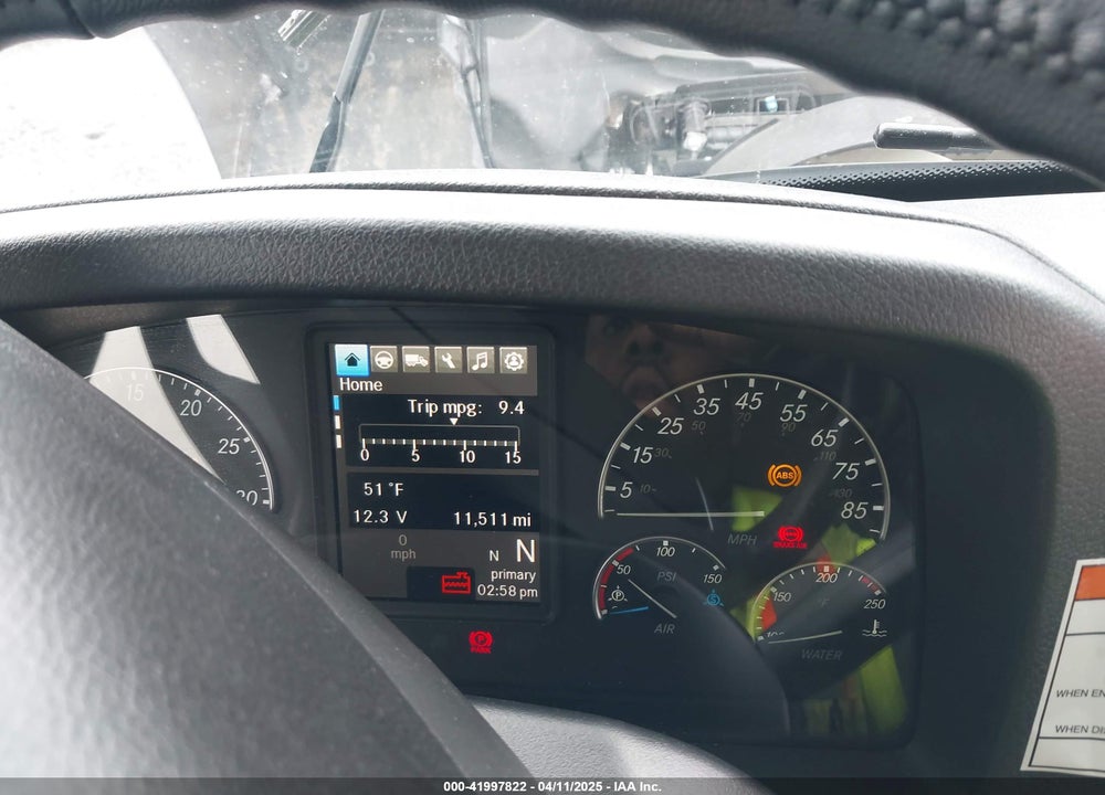 2025 FREIGHTLINER M2 106 VIN: 3ALACWFC5SDVU7053