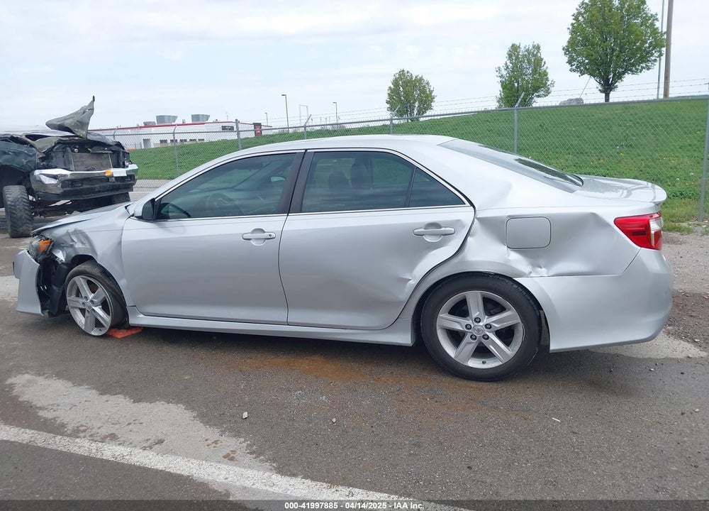 2014 TOYOTA CAMRY VIN: 4T1BF1FK2EU425012
