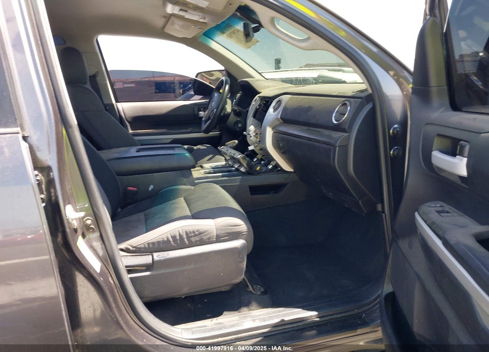 2014 TOYOTA TUNDRA VIN: 5TFEY5F17EX152500