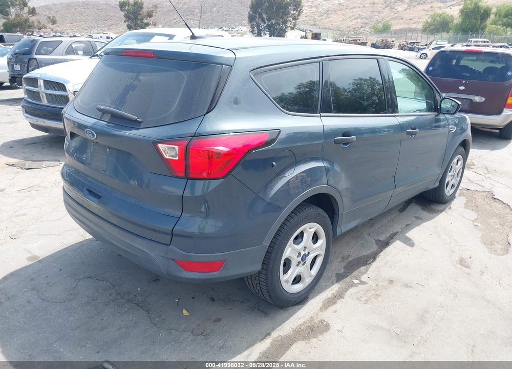 2019 FORD ESCAPE VIN: 1FMCU0F7XKUB11720