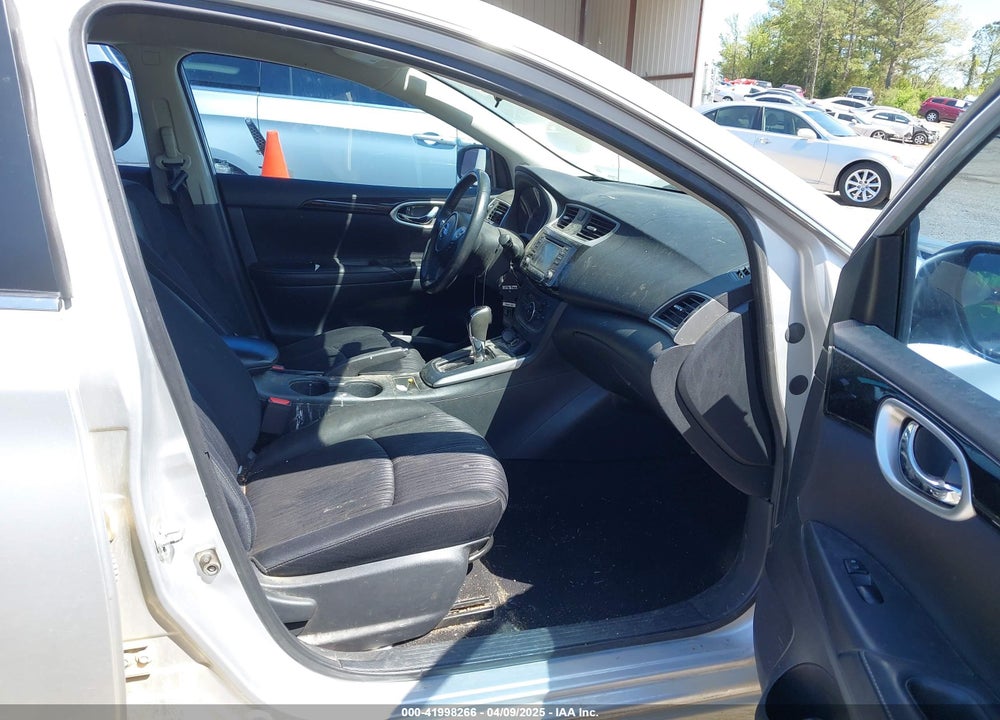 2018 NISSAN SENTRA VIN: 3N1AB7AP4JL649357
