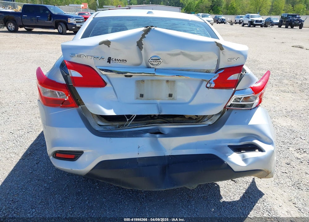 2018 NISSAN SENTRA VIN: 3N1AB7AP4JL649357