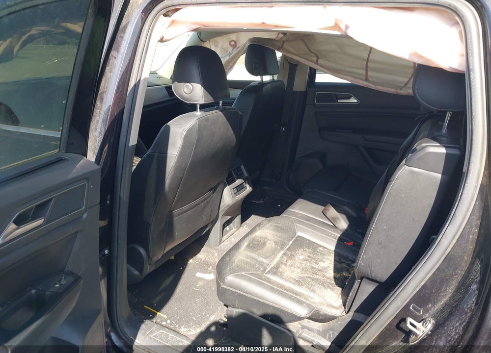 2018 VOLKSWAGEN ATLAS VIN: 1V2CP2CAXJC597262