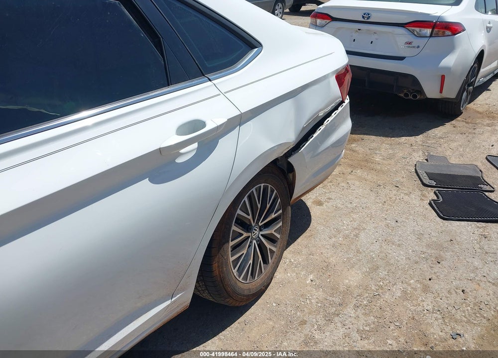 2021 VOLKSWAGEN JETTA VIN: 3VWC57BU8MM035618