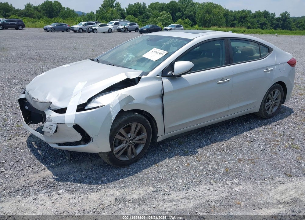 2018 HYUNDAI ELANTRA VIN: 5NPD84LFXJH383175