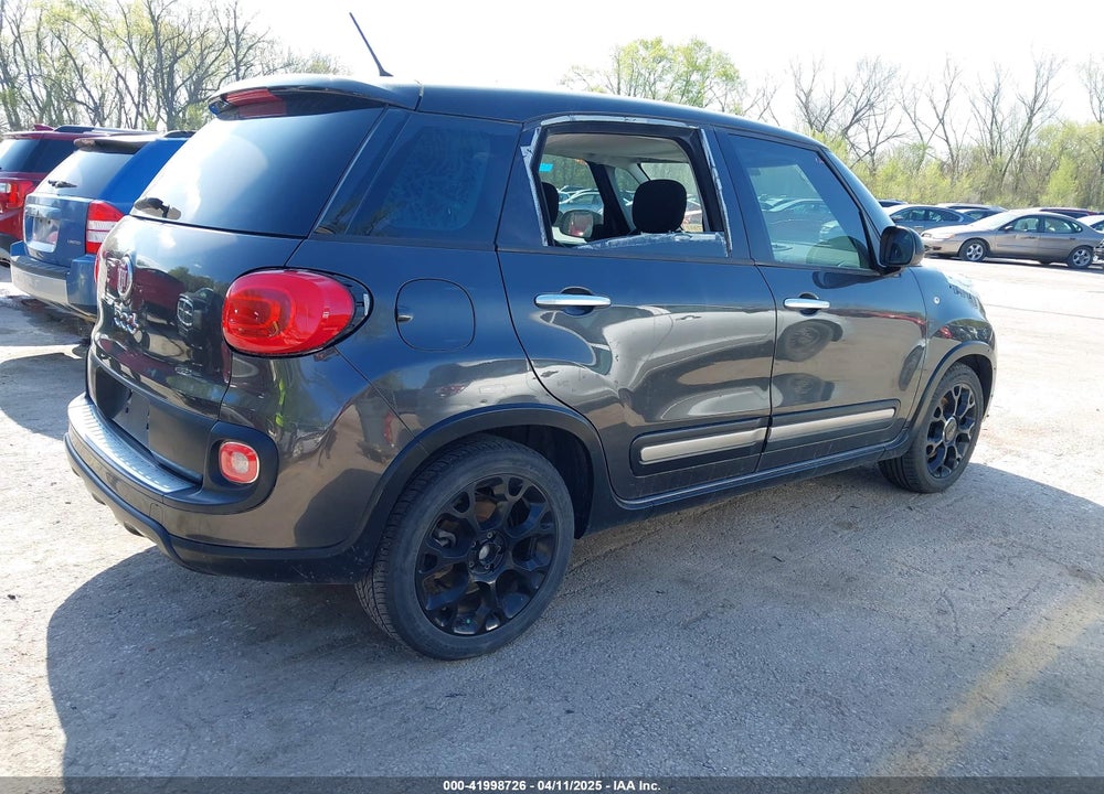 2015 FIAT 500L VIN: ZFBCFADHXFZ031992