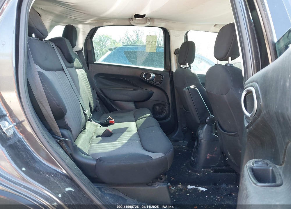2015 FIAT 500L VIN: ZFBCFADHXFZ031992