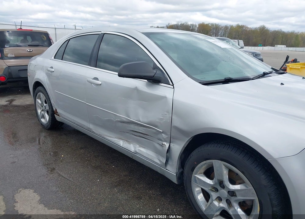 2011 CHEVROLET MALIBU LS VIN: 1G1ZB5E12BF111917
