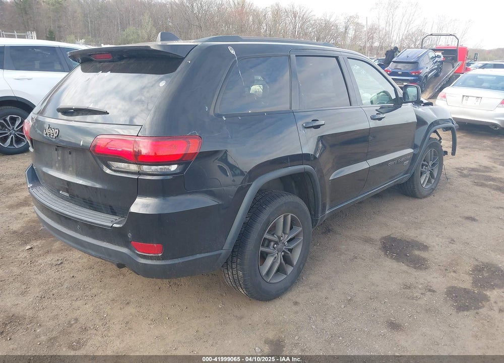 2016 JEEP GRAND CHEROKEE VIN: 1C4RJFAG7GC499049