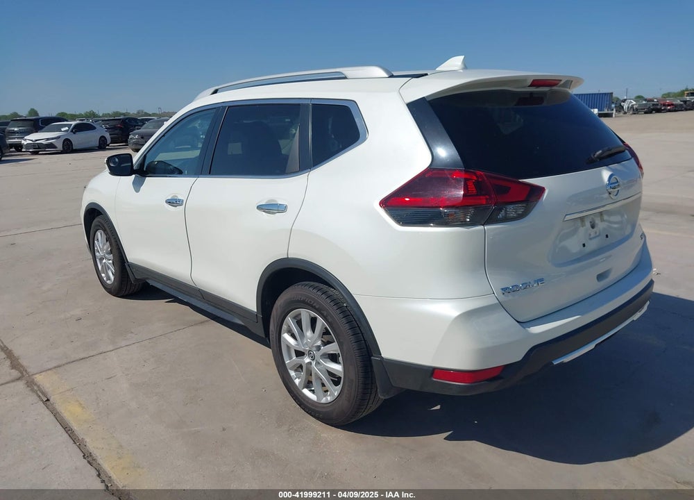 2018 NISSAN ROGUE SV VIN: 5N1AT2MT2JC850364