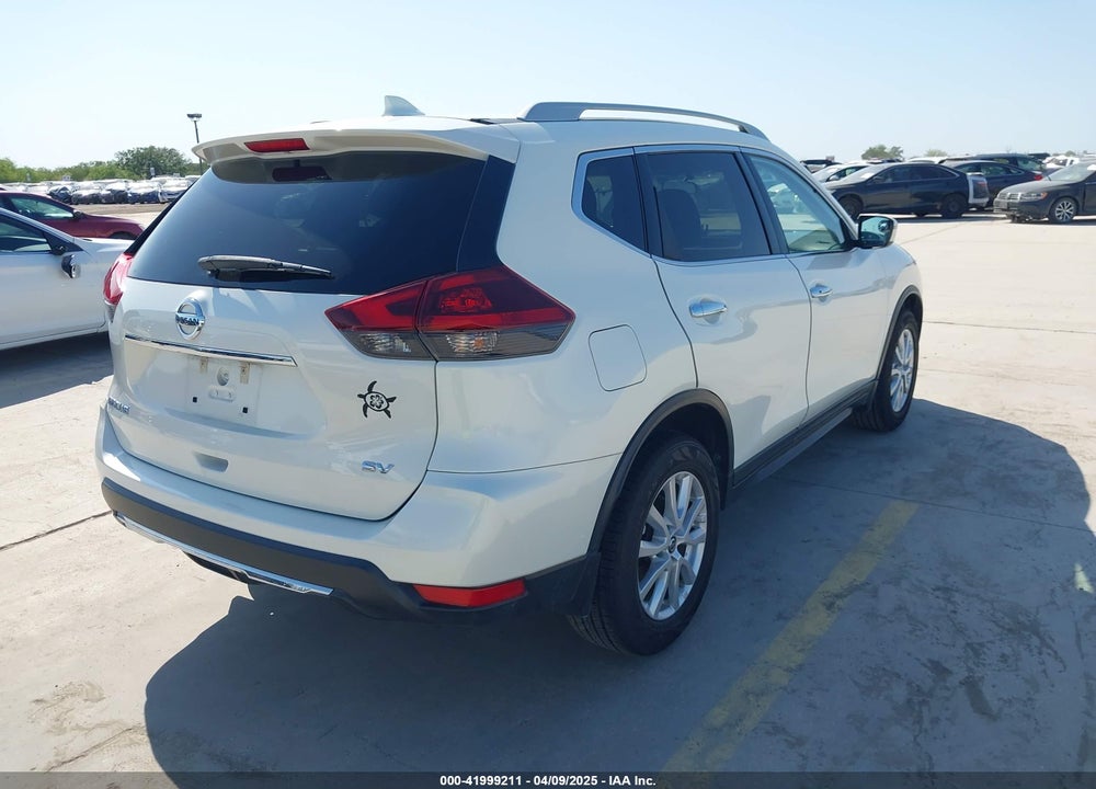 2018 NISSAN ROGUE SV VIN: 5N1AT2MT2JC850364