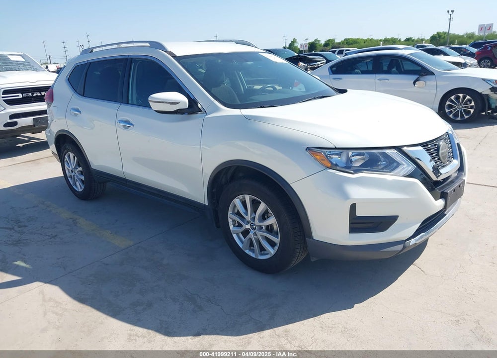 2018 NISSAN ROGUE SV VIN: 5N1AT2MT2JC850364