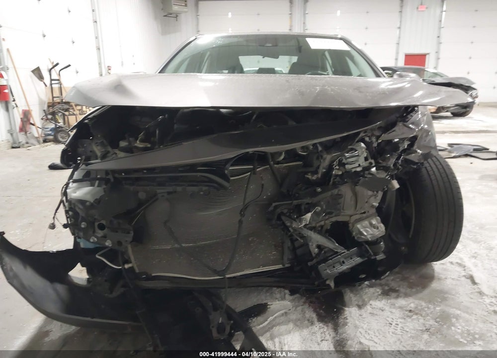 2019 TOYOTA CAMRY LE VIN: 4T1B11HK9KU709244