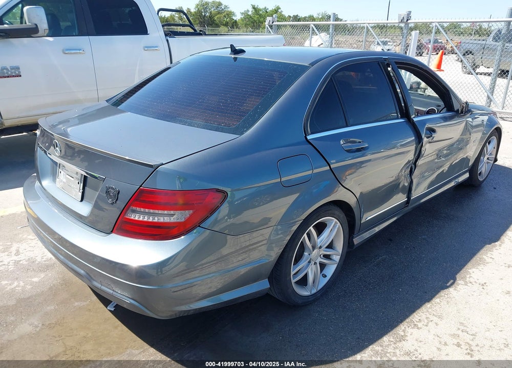 2012 MERCEDES-BENZ C 250 VIN: WDDGF4HB7CR223376