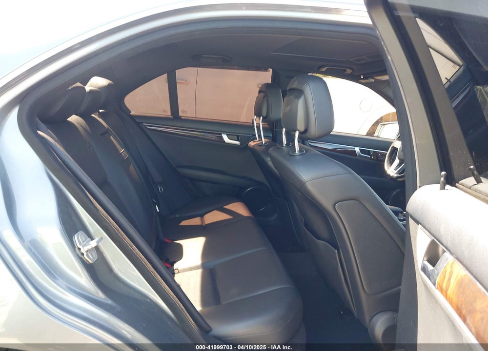 2012 MERCEDES-BENZ C 250 VIN: WDDGF4HB7CR223376