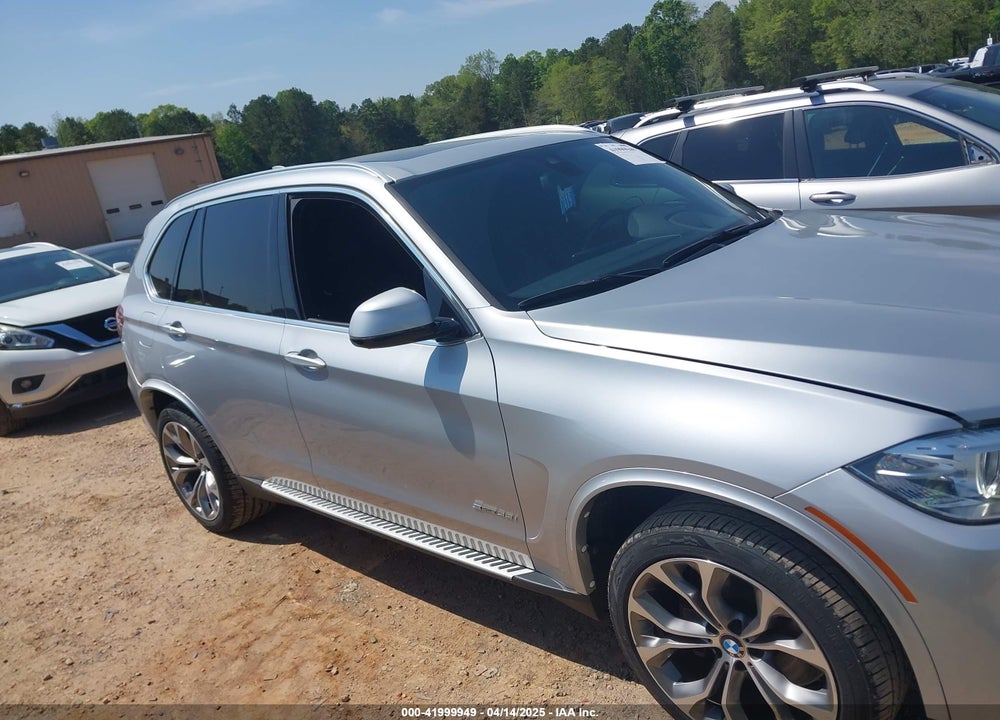 2017 BMW X5 VIN: 5UXKR2C33H0X03702