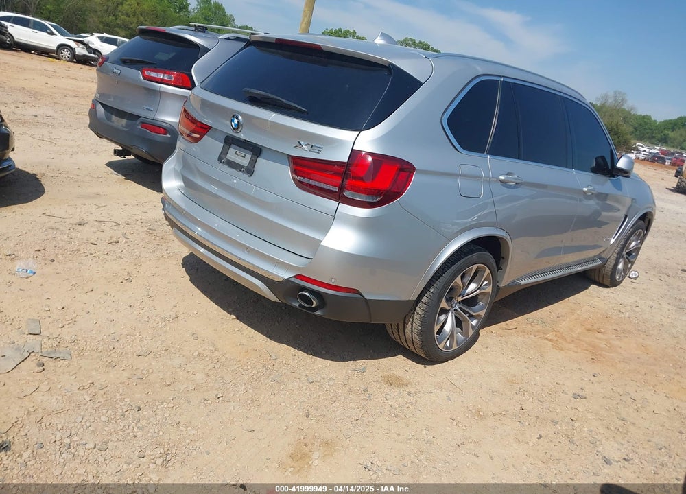 2017 BMW X5 VIN: 5UXKR2C33H0X03702