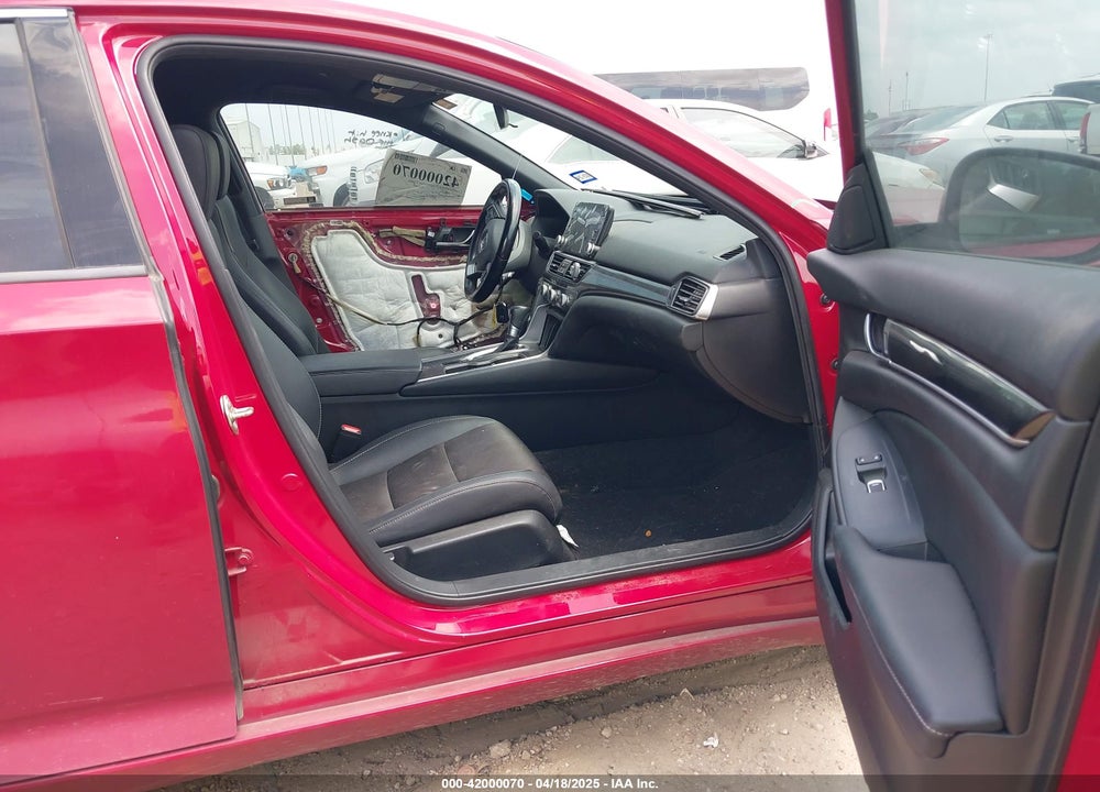 2020 HONDA ACCORD VIN: 1HGCV1F33LA004100