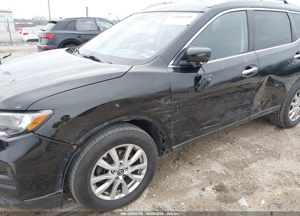2018 NISSAN ROGUE VIN: KNMAT2MT6JP536259