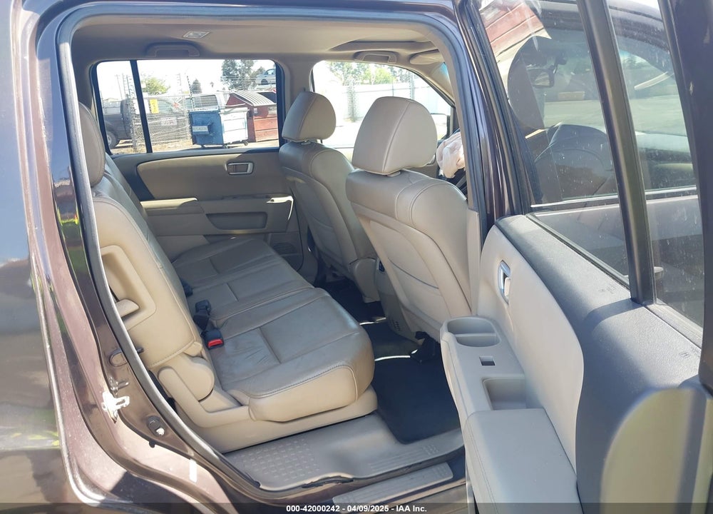 2013 HONDA PILOT EX-L VIN: 5FNYF3H53DB019202