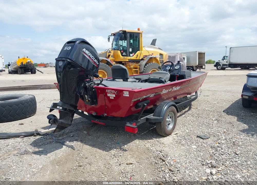 2024 TRACKER OTHER VIN: BUJ81674G324