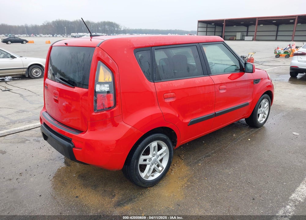 2010 KIA SOUL VIN: KNDJT2A27A7104565